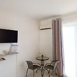 Agathi Paradise Apartman