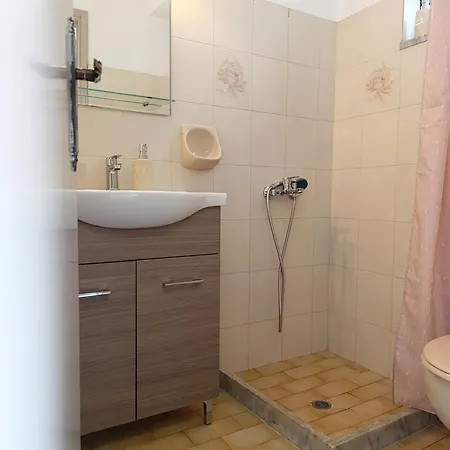 Appartement Agathi Paradise Charaki